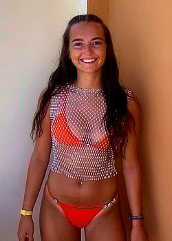 Ella Neeson